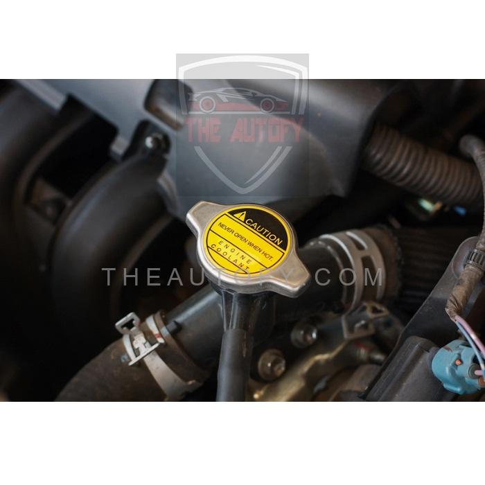 Car Radiator Cap R-123 (Made in japan)