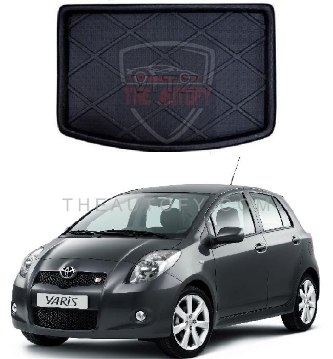 Toyota Vitz Trunk Mat - Model 2005-2010