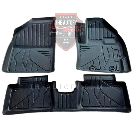 Toyota Yaris Hatchback TPR Floor Mats - Model 2020-2026